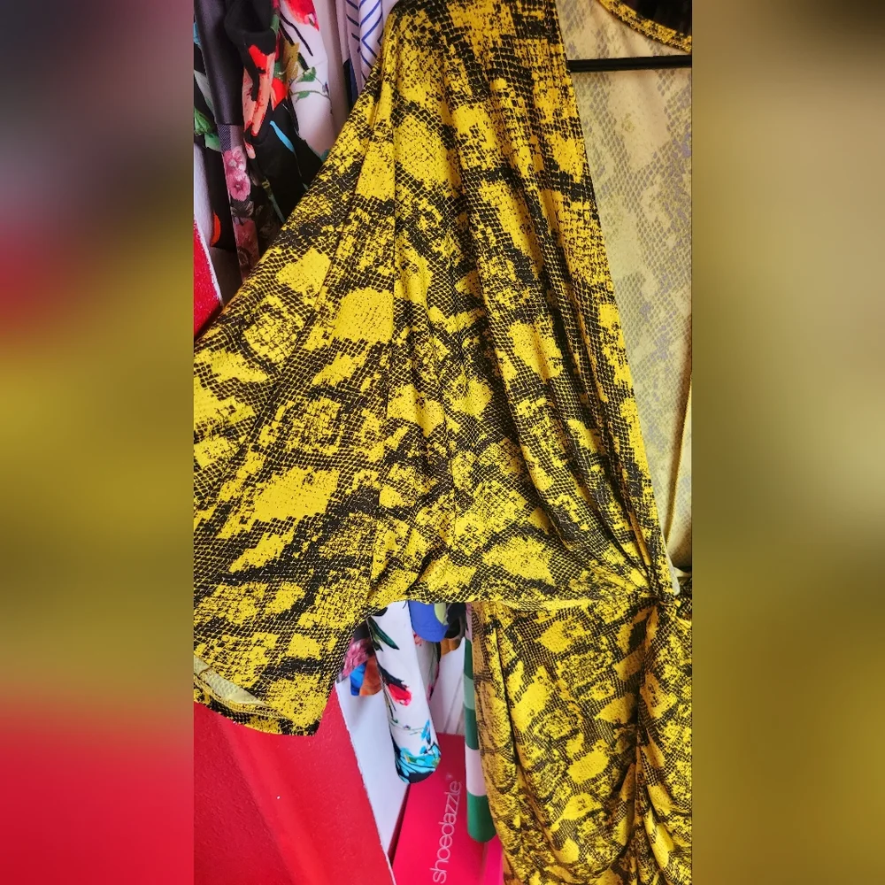 Yellow Python Dress - Picture 4 of 5
